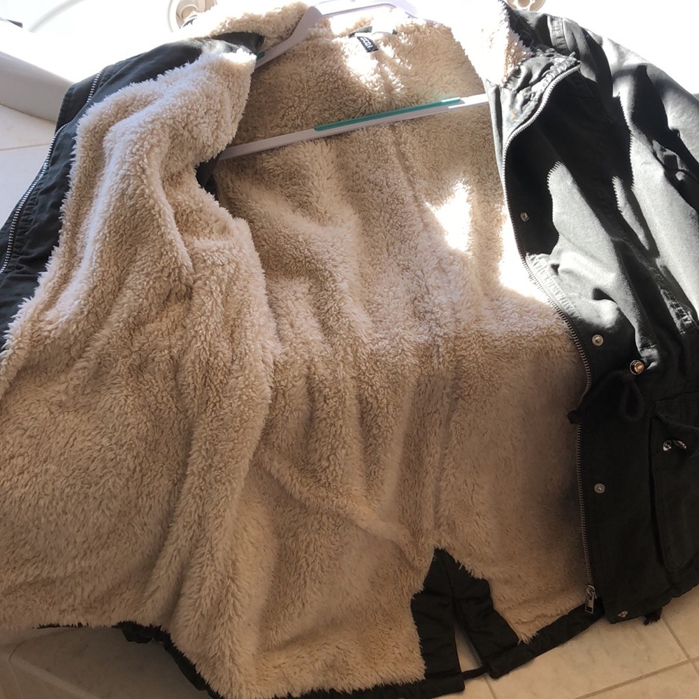 Divided Dark Green Utility Jacket With Cream Lini… - image 6